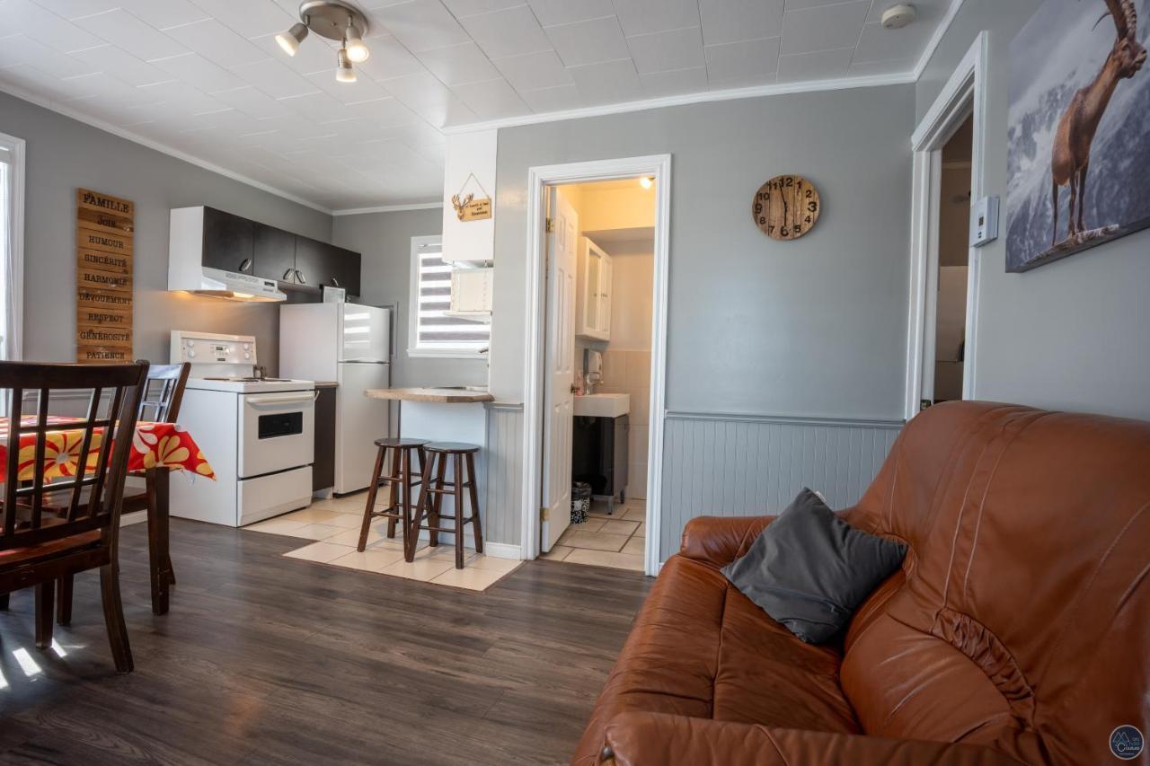 Auberge Eva Lac-Bouchette Eksteriør billede