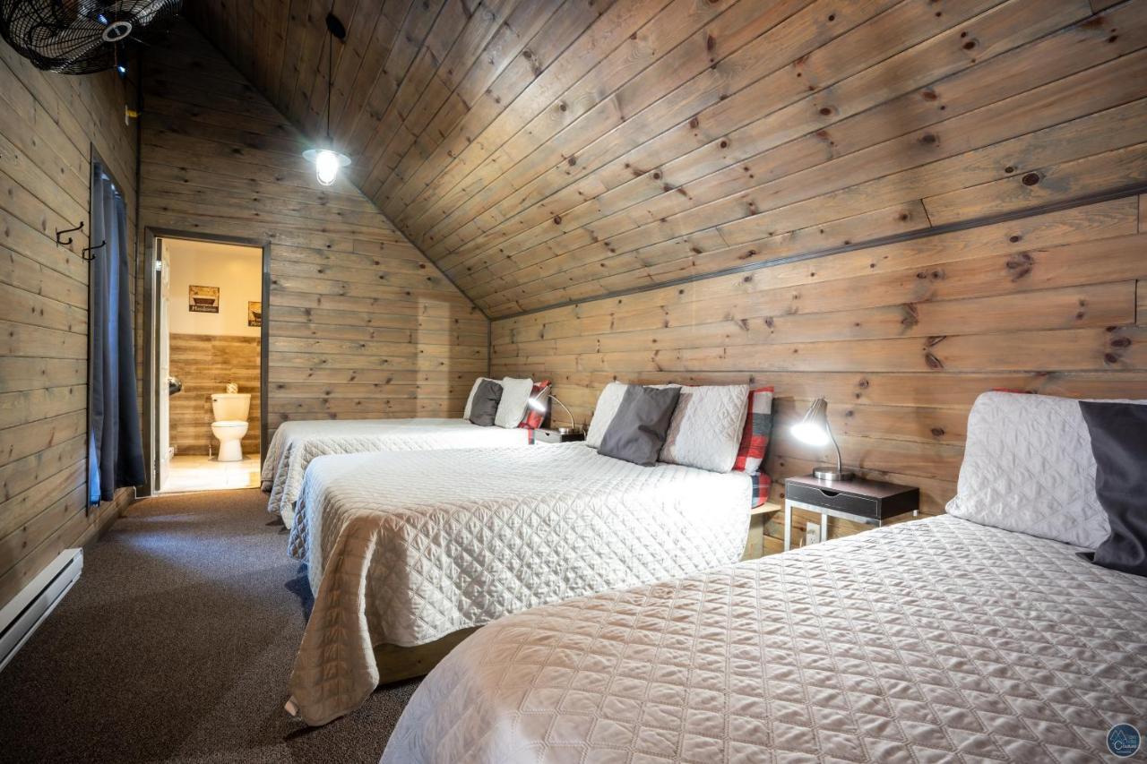 Auberge Eva Lac-Bouchette Eksteriør billede