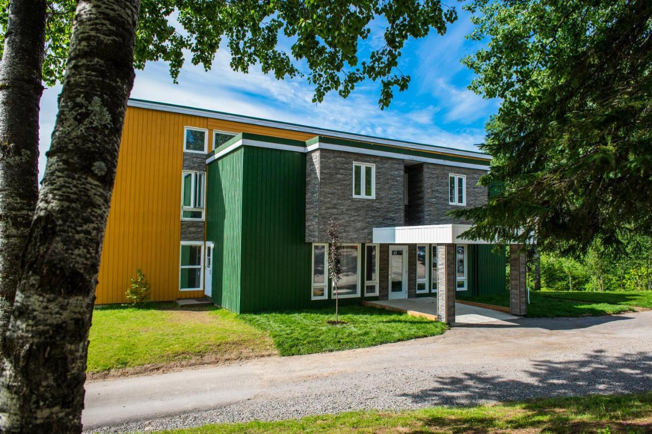 Auberge Eva Lac-Bouchette Eksteriør billede